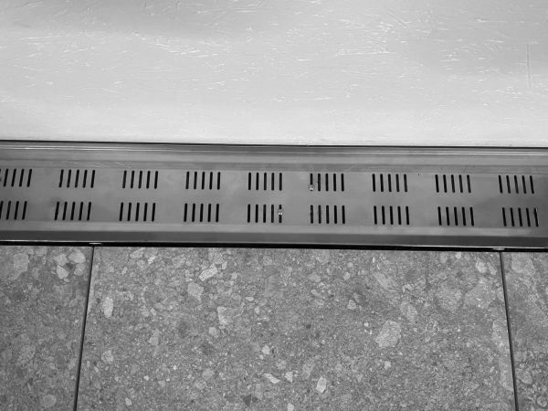 Perimeter spacer - installation of the drainage channel part 4