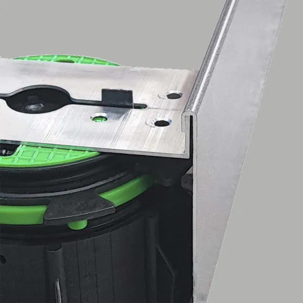 Detailansicht der montierten Randverkleidung Sideline