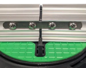 Montierter Längsverbinder auf Basisprofil SlimEasy