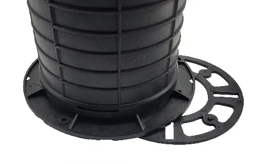 Nivellierscheibe 3mm unter Stelzlager untergelegt