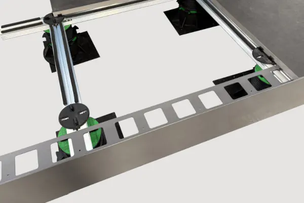 Kleinere Darstellung der Randverkleidung auf Schienensystem Slim Easy