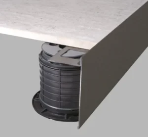 Montierte Randverkleidung auf Stelzlager Professional